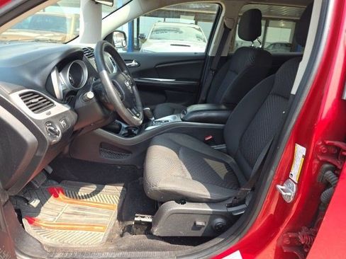 Used 2015 Dodge Journey SXT w/ Flexible Seating Group FWD image 18