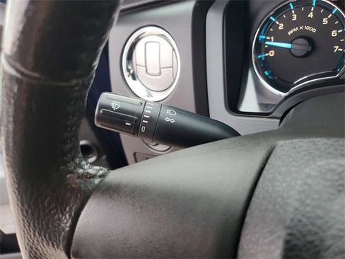 Used 2012 Ford F150 XLT w/ XLT Chrome Pkg image 15