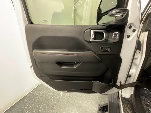 Used 2021 Jeep Wrangler Unlimited Rubicon AWD/4WD image 9