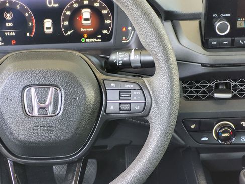Used 2023 Honda Accord EX image 18