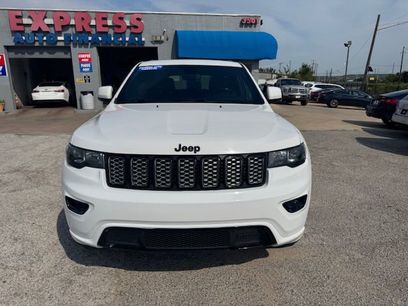 Used 2019 Jeep Grand Cherokee Altitude