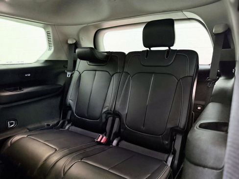 Used 2021 Jeep Grand Cherokee L Limited image 18