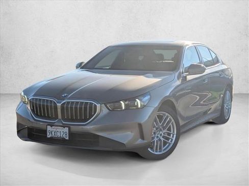 Certified 2024 BMW 530i w/ Premium Package image 1