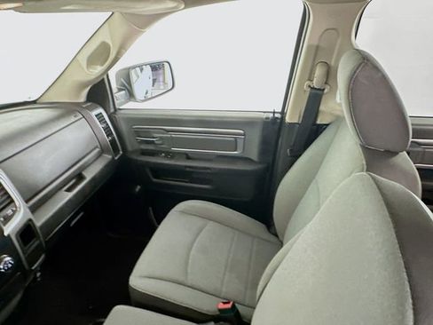 Used 2022 RAM 1500 Classic SLT image 22