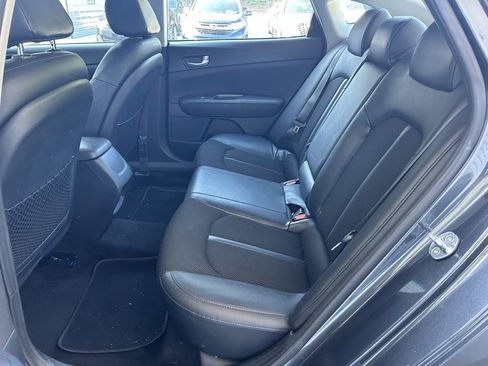 Used 2020 Kia Optima S image 5