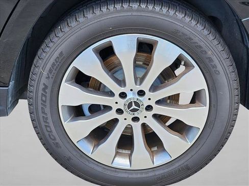 Used 2019 Mercedes-Benz GLS 450 4MATIC image 21