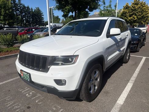 Used 2013 Jeep Grand Cherokee Laredo AWD/4WD image 3