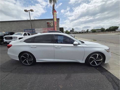 Used 2019 Honda Accord Sport image 4