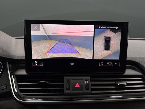 Used 2025 Audi Q5 2.0T Premium Plus w/ Premium Plus Package image 11