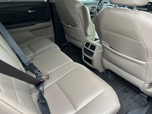 Used 2019 Honda Pilot EX-L image 18