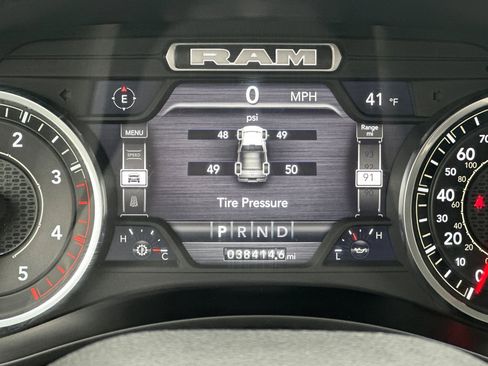 Used 2024 RAM 2500 Laramie image 27