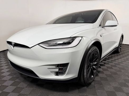 Used 2020 Tesla Model X Performance AWD/4WD image 3