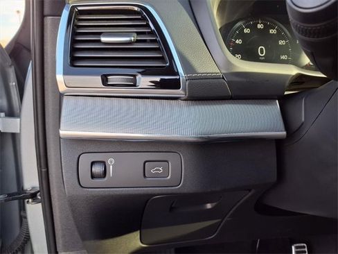 Used 2019 Volvo XC90 T5 R-Design w/ Advanced Package image 63