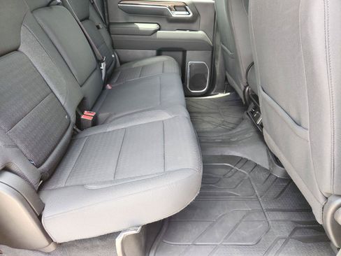 Used 2023 Chevrolet Silverado 1500 LT AWD/4WD image 26