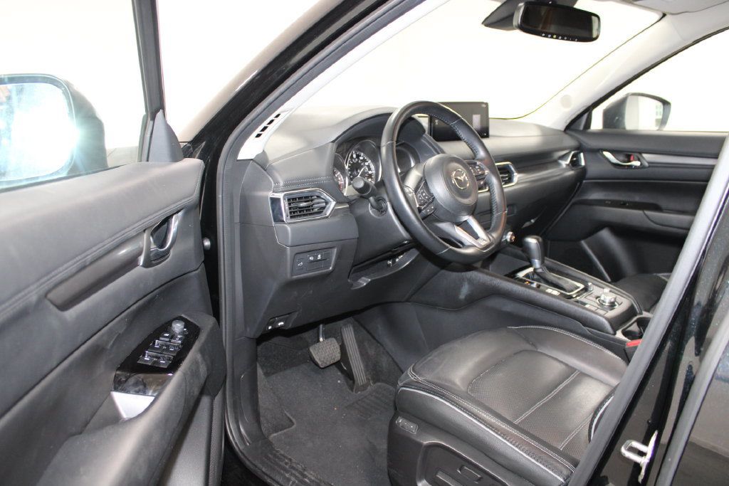 Used 2025 MAZDA CX-5 AWD 2.5 S w/ Preferred Package image 14