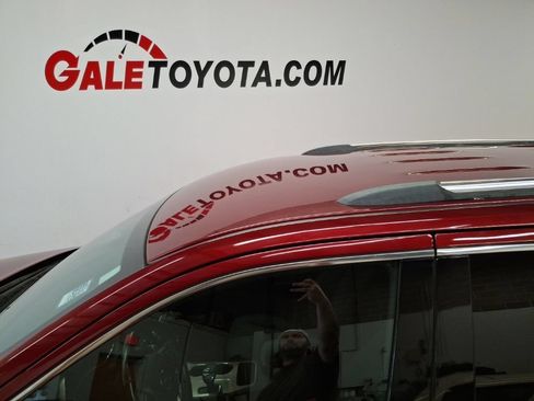 Used 2014 Jeep Grand Cherokee Laredo w/ Quick Order Package 23E AWD/4WD image 8