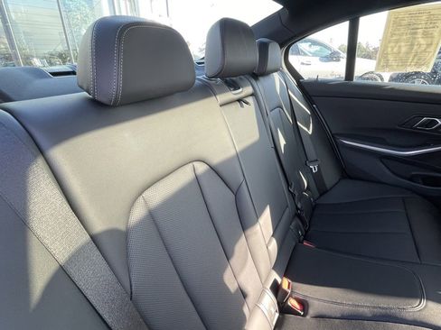 Used 2024 BMW 330i xDrive Sedan w/ Convenience Package image 27