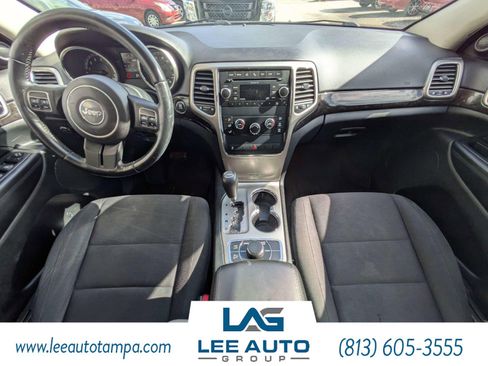 Used 2011 Jeep Grand Cherokee Laredo w/ Trailer Tow Group AWD/4WD image 14