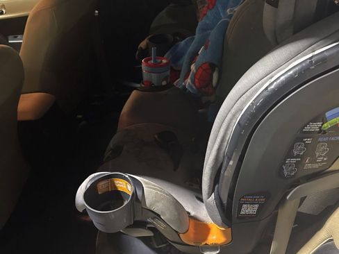 Used 2016 Toyota Corolla LE image 9