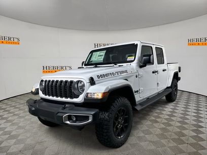 New 2025 Jeep Gladiator Sport
