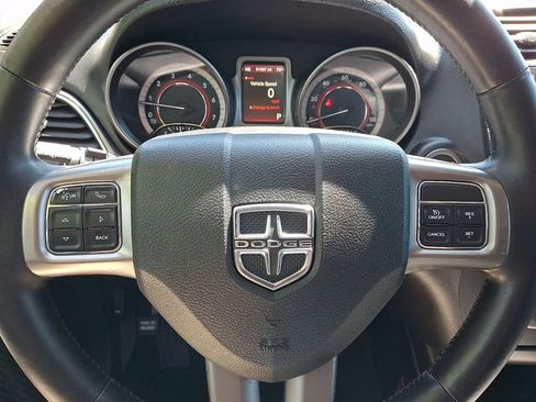 Used 2018 Dodge Journey Crossroad w/ Driver Convenience Group FWD image 24
