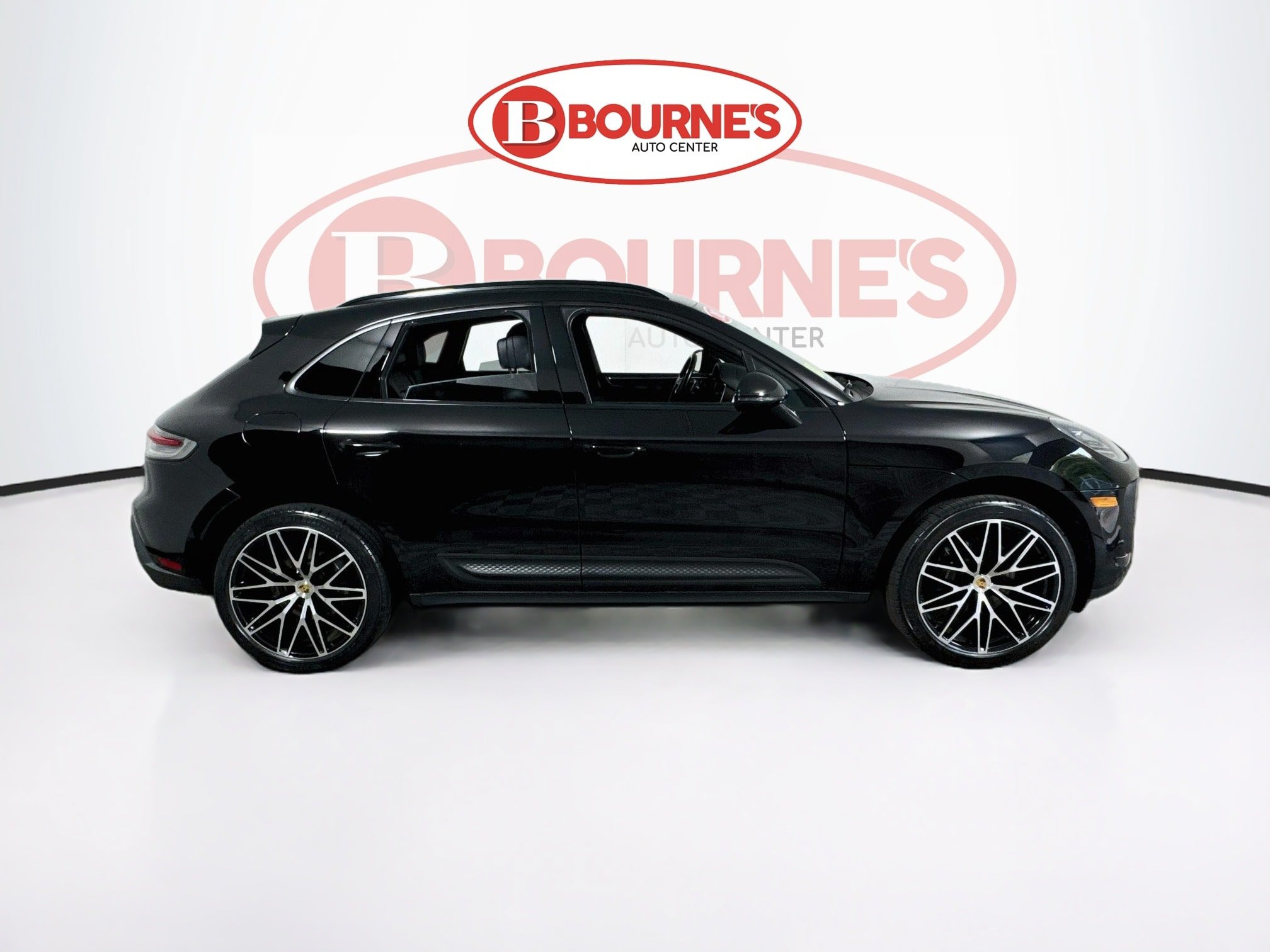 Used 2023 Porsche Macan AWD/4WD image 12