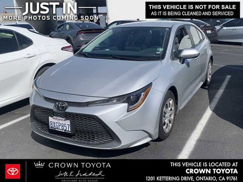 Used 2021 Toyota Corolla LE w/ Carpet Mat Package (TMS) FWD image 1