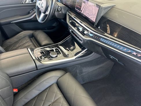 Used 2024 BMW X7 xDrive40i w/ M Sport Package AWD/4WD image 20