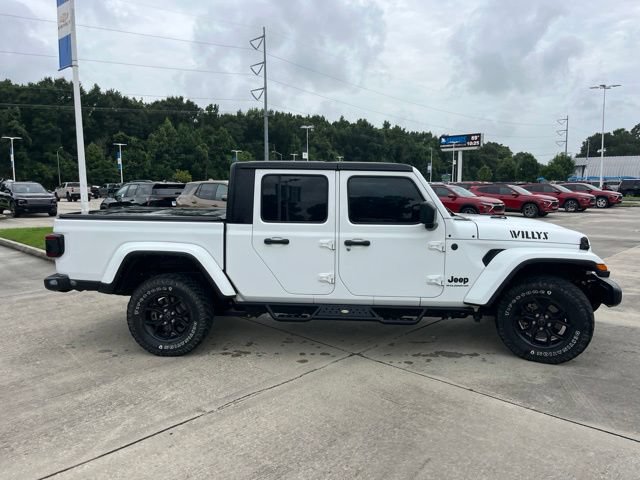Used 2024 Jeep Gladiator Sport AWD/4WD image 8