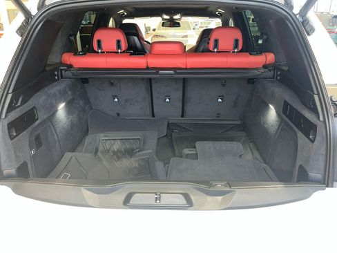 Used 2025 BMW X5 M Competition w/ Executive Package image 17