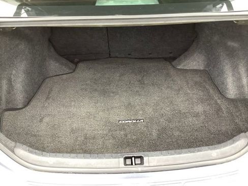 Used 2014 Toyota Corolla S FWD image 12