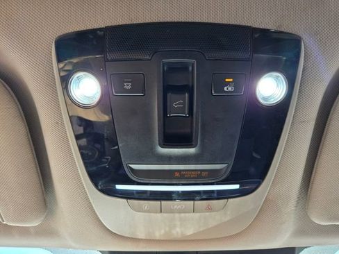 Used 2022 Kia Sorento S w/ Panoramic Sunroof Package AWD/4WD image 26