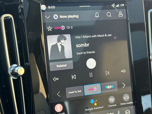 New 2026 Volvo XC40 B5 Plus w/ Protection Package Premier image 20