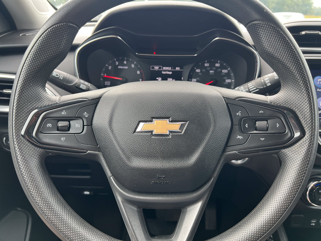 Used 2023 Chevrolet TrailBlazer LT w/ Convenience Package FWD image 18