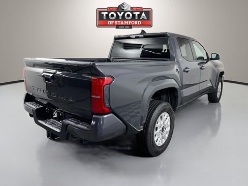 Certified 2026 Toyota Tacoma SR5 AWD/4WD image 7