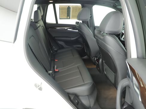 Used 2024 BMW X3 sDrive30i w/ Convenience Package RWD image 18