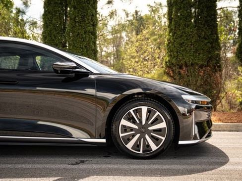 Used 2023 Lucid Air Touring image 14