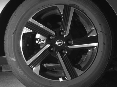 Used 2025 Nissan Sentra SV FWD image 18