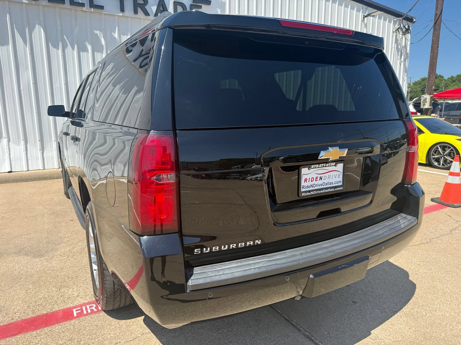 Used 2019 Chevrolet Suburban LT AWD/4WD image 5