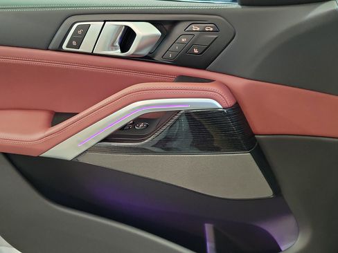 New 2026 BMW X6 xDrive40i w/ Climate Comfort Package image 16