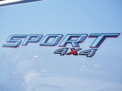 Certified 2022 Ford F150 XLT w/ Equipment Group 302A High image 5