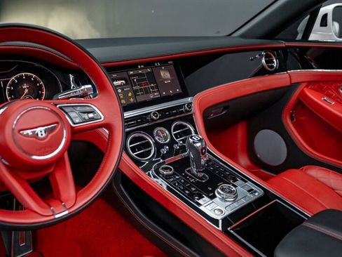 Used 2022 Bentley Continental GT AWD/4WD image 37