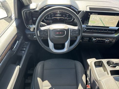 Used 2023 GMC Sierra 1500 Elevation w/ LPO, Elevation Black Package image 28