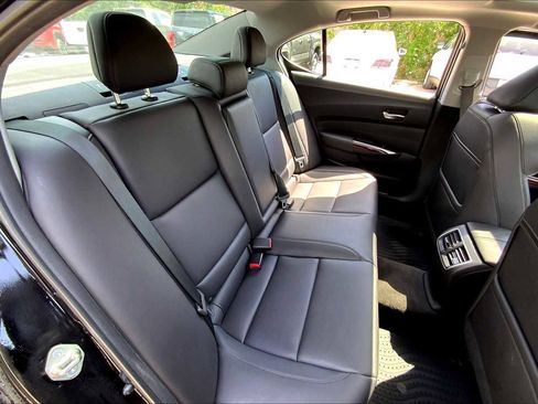 Used 2016 Acura TLX image 19