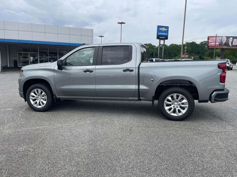 New 2026 Chevrolet Silverado 1500 Custom RWD image 6