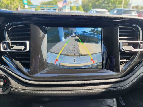 Used 2022 Dodge Durango SXT w/ Anodized Platinum Package RWD image 22