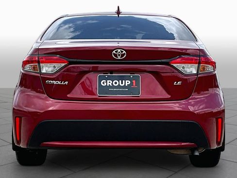 Used 2022 Toyota Corolla LE FWD image 4