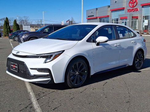 New 2026 Toyota Corolla SE image 10