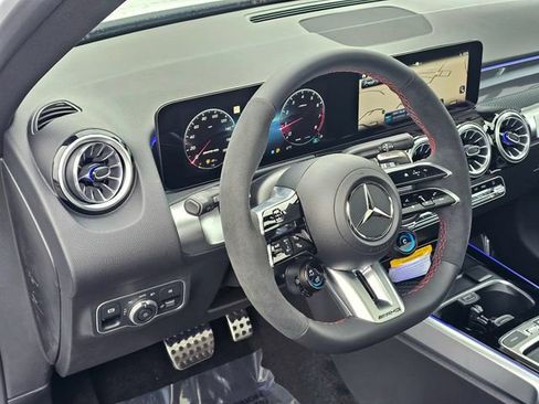 New 2026 Mercedes-Benz GLB 35 AMG 4MATIC image 12