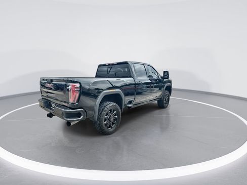 Used 2024 GMC Sierra 2500 AT4 w/ AT4 Premium Plus Package AWD/4WD image 8